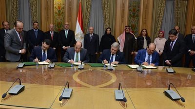 إتفاق «مصري - إماراتي» لتأسيس شركة لإنتاج الأنابيب والمواسير