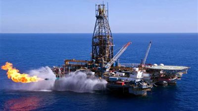 وزارة البترول تعلن بدء ضخ الغاز الإسرائيلي إلى مصر