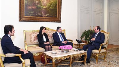 السيسي يبحث مع أمين عام منظمة السياحة العالمية سبل تعزيز التعاون