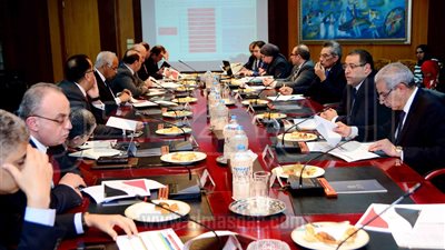 وزير الاستثمار يترأس اجتماع اللجنة التنسيقية لمتابعة تقرير 