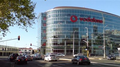 إتمام  إستحواذ STC على حصة فودافون فى مصر بـ 2,4 مليار دولار.. يونيو المقبل