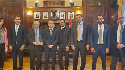 بنك مصر يحصد جائزة الأسرع نمواً في عمليات التسوق عبر الإنترنت