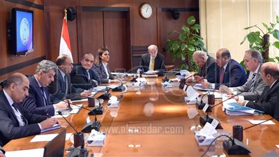 رئيس الوزراء يؤكد حرص الدولة على توفير مناخ جاذب للاستثمارات