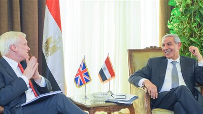 1,858 مليار جنيه استرليني حجم التبادل التجاري بين مصر وبريطانيا في 2017
