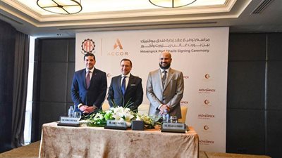 «الخرافي» توقع عقد إنشاء فندق في بورت غالب باستثمارات 500 مليون جنيه