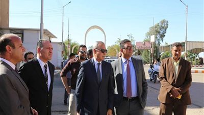 الهجان: 3.5 مليون جنيه تكلفة المجمع الصناعى للمرأة والشباب بقنا