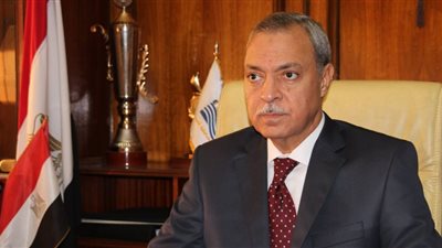 تخصيص 12 قطعة أرض صناعية للمستثمرين بقنا