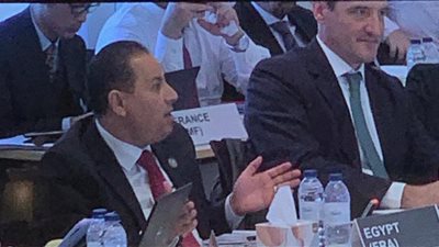 «عمران» يبحث طرح معهد الخدمات المالية درجة الماجستير في المشتقات المالية