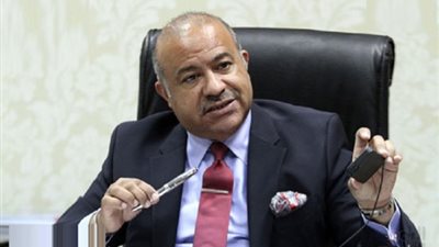 «التجارة الداخلية» تبحث إنشاء منطقة لوجستية بمطروح على مساحة 150 فداناً