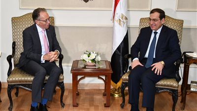 الملا يبحث زيادة استثمارات الشركات الأسترالية فى قطاع التعدين بمصر