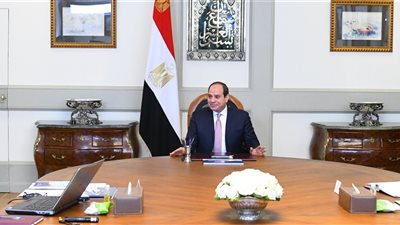 السيسي يوجه بتعظيم موارد هيئة قناة السويس لصالح الاقتصاد الوطني