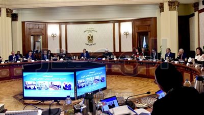 الحكومة توافق على تعديل قانوني ضريبة الدمغة والدخل