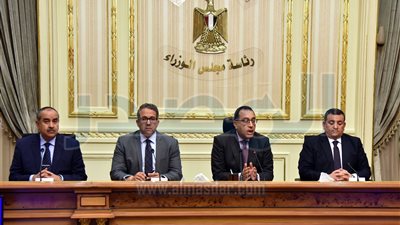 مصر تقرر تعليق حركة الطيران بكافة المطارات إعتبارا من الخميس المقبل