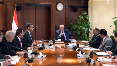 خطة إستثمارية بقيمة 220 مليار جنيه لتحديث السكك الحديدية حتى 2030