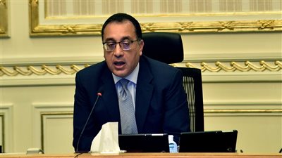 الحكومة تؤجل سداد مديونيات المرافق للمنشآت السياحية وشركات الطيران