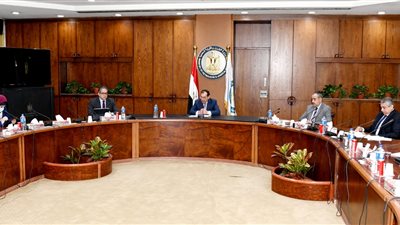 3 وزراء يبحثون سبل التنسيق المشترك لتنفيذ برنامج تحفيز الطيران