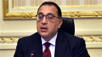 مجلس الوزراء يوافق على زيادة بدل المهن الطبية 75% ورفع سن المعاش