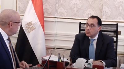 «مدبولى» يتابع الموقف التنفيذي لمشروعات وزارة الإسكان