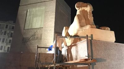 «السياحة»: انتهاء أعمال تركيب «الكباش الأربعة» بميدان التحرير