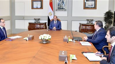 السيسى يوجه بالتنسيق الإعلامى بين مؤسسات الدولة عند تناول الأزمات