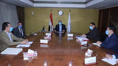 وزير النقل يتابع مستجدات مشروع البنية المعلوماتية لنهر النيل «RIS»