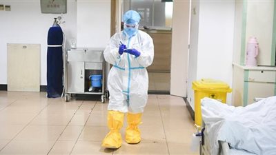 «الصحة»: تسجيل 215 إصابة جديدة بفيروس كورونا و10 حالات وفاة