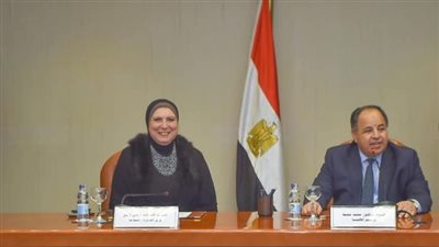 الحكومة توقع 41 اتفاقية تسوية جديدة للمستحقات التصديرية المتأخرة