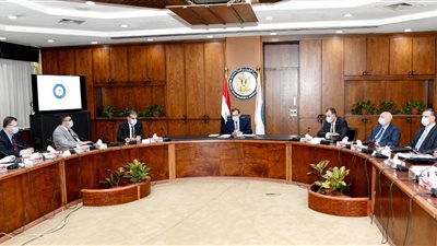وزير البترول: مراجعة خطط الإنتاج وترشيد الإنفاق فى ظل أزمة كورونا