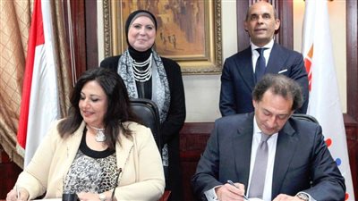 «جهاز المشروعات» وبنك القاهرة يوقعان عقدين بقيمة 620 مليون جنيه