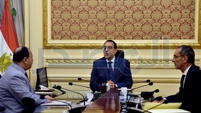 «مدبولى» يوجه بتدبير الاحتياجات المالية لتطوير البنية الأساسية المعلوماتية