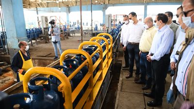 وزير البترول: ضخ مليون اسطوانة بوتاجاز يومياً لتلبية احتياجات المواطنين