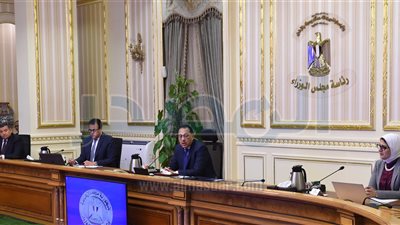 الحكومة تتيح الكشف والعلاج لمصابى «كورونا» دون التقيد بمحل الإقامة