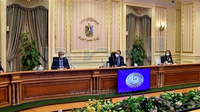 «مدبولى» يتابع خطة استخدام مكاتب البريد لتقديم خدمات التوثيق العقارى