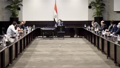 «الاستثمار» تبحث خطط توسع رواد الأعمال ومؤسسي الشركات الناشئة