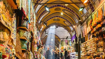 إعفاء الكافيتريات والبازارات بالمتاحف والمواقع الأثرية من إيجارات 3 أشهر