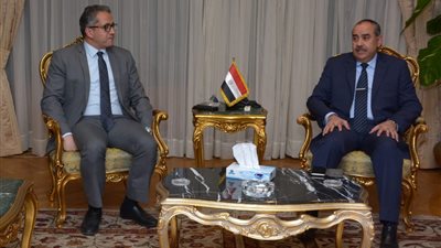 الحكومة: حزمة تخفيضات لتشجيع السياحة الوافدة إلى مصر
