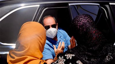 الرئيس السيسى يتفقد مشروع «الأسمرات 3» السكني بالمقطم