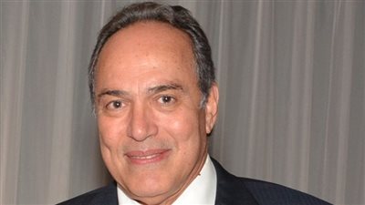 قرار وقف البناء يطيح بخطط زيادة استثمارات المطورين