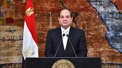 السيسي يتلقى اتصالًا هاتفيًا من رئيس الوزراء البريطاني