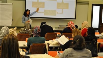 «تنمية المشروعات» ينظم دورات تدريبية مجانية لتأهيل السيدات لريادة الأعمال 
