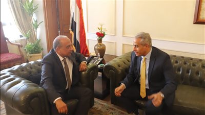 وزيرا قطاع الأعمال والقوى العاملة يبحثان تعزيز التعاون في ملفات العمل المشتركة