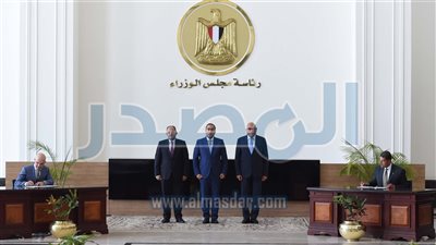 توقيع مذكرة تفاهم بين هيئة الاستثمار وشركة «ستيلانتس» العالمية لصناعة السيارات 