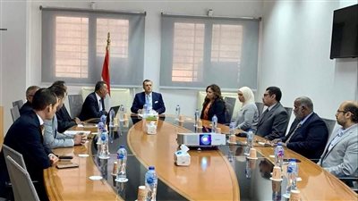 وزير السياحة والآثار يعقد اجتماعًا مع رئيس هيئة المتحف القومي للحضارة