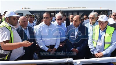 استعدادًا لـ COP27.. رئيس الوزراء يتفقد مشروع تطبيقات الحلول الرقمية الذكية بشرم الشيخ