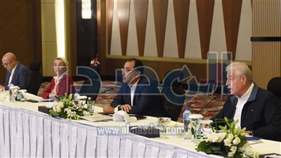 «مدبولي» يستكمل زيارته لشرم الشيخ بعرض تقديمي عن المشروعات الجاري تنفيذها بالمدينة