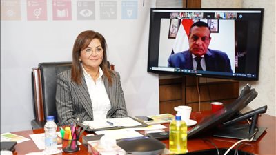 وزيرة التخطيط تتابع الموقف التنفيذي للمبادرة الوطنية للمشروعات الخضراء الذكية