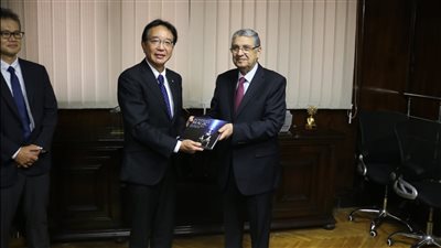 «الكهرباء» توقع عقد إنشاء محطة محولات جامعة المنيا بتكلفة 110 مليون جنيه 