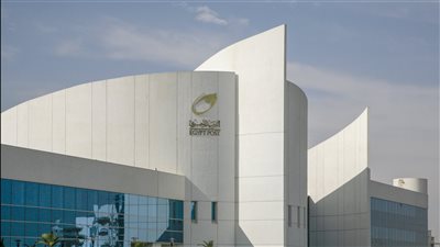 البريد المصري يحذر من التعامل مع شركات توزيع شحنات التجارة الإلكترونية غير المرخصة