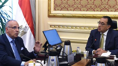 رئيس الوزراء يؤكد على أهمية تطوير منظومة إدارة المياه
