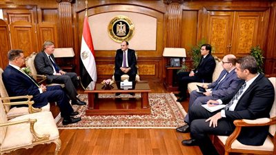 وزير التجارة والصناعة: نسعى لجذب المزيد من الاستثمارات الأوروبية للسوق المصري